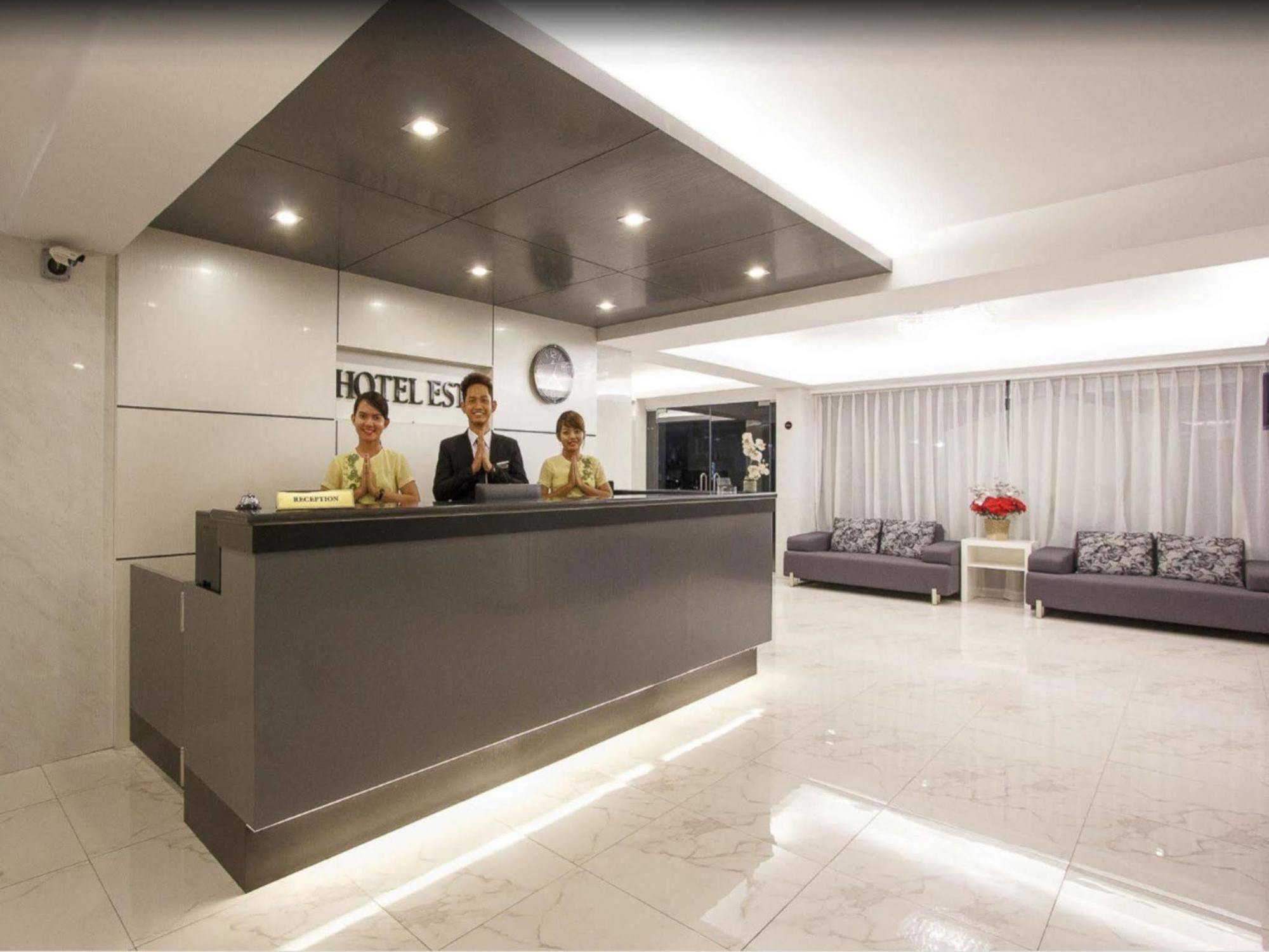 Hotel Esta Янгон Екстериор снимка