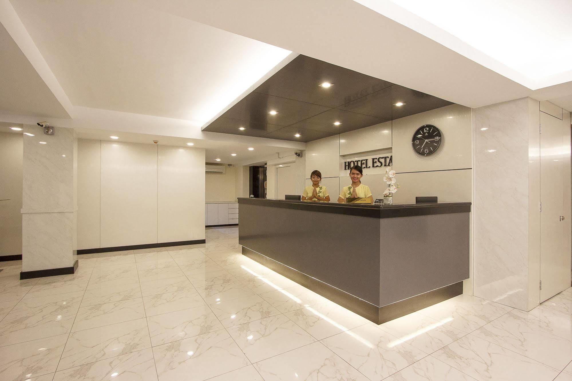 Hotel Esta Янгон Екстериор снимка