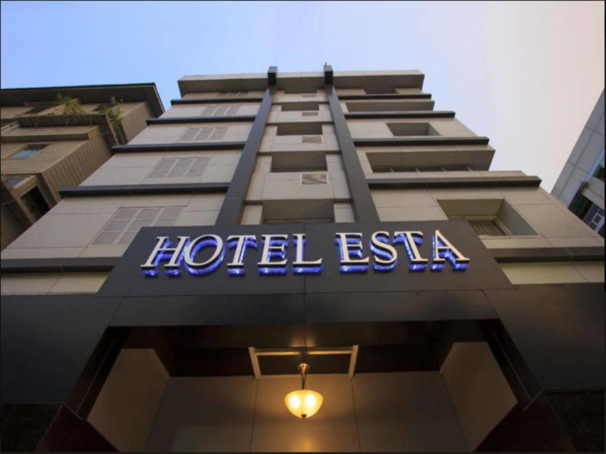Hotel Esta Янгон Екстериор снимка