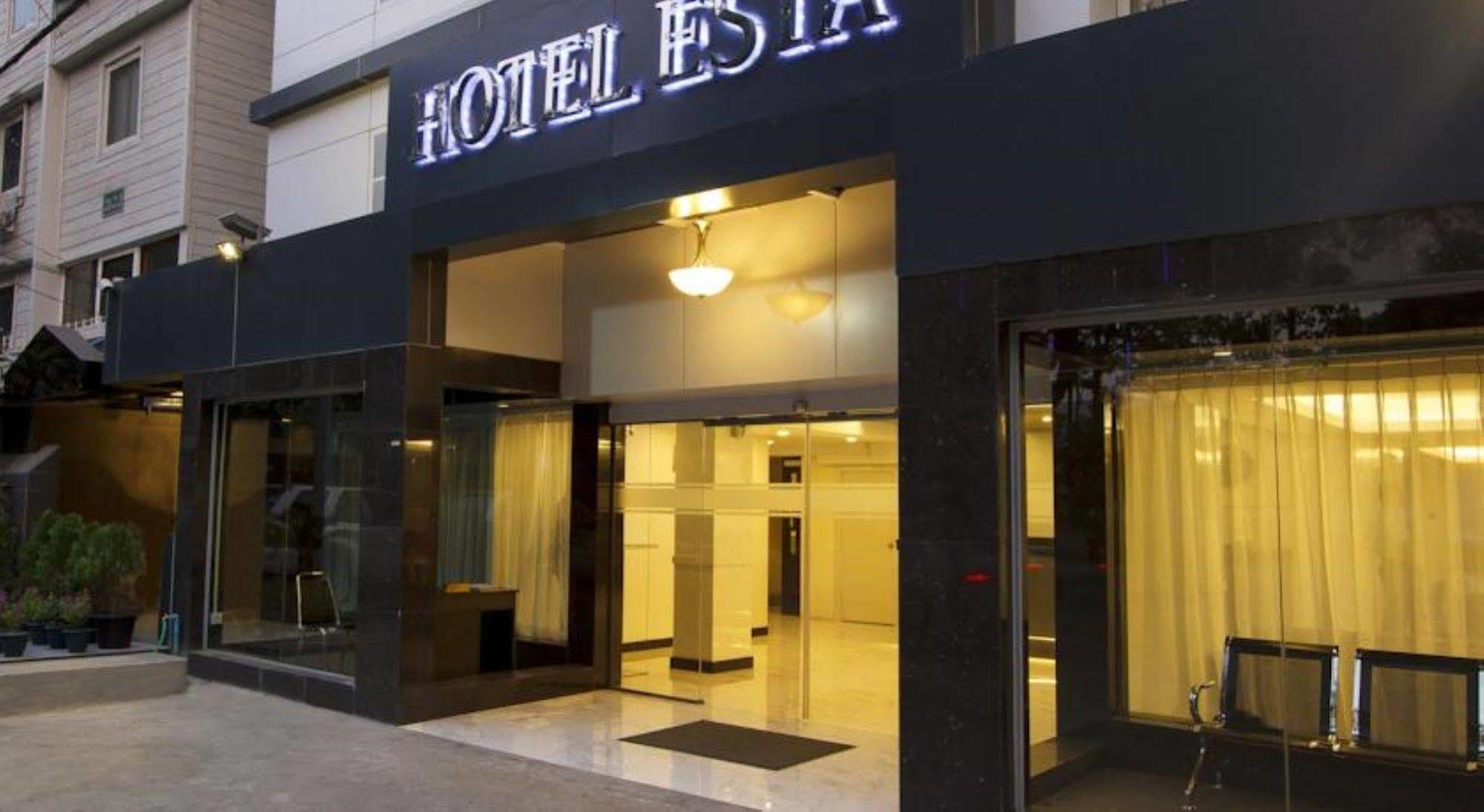 Hotel Esta Янгон Екстериор снимка